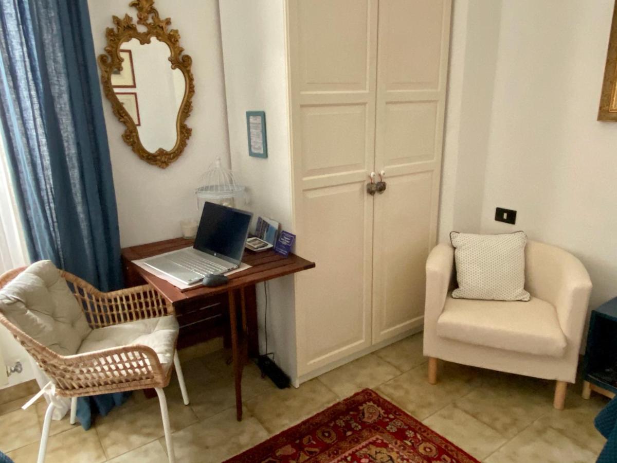 Bed and Breakfast Lungomare Portoturistico Кьявари Экстерьер фото